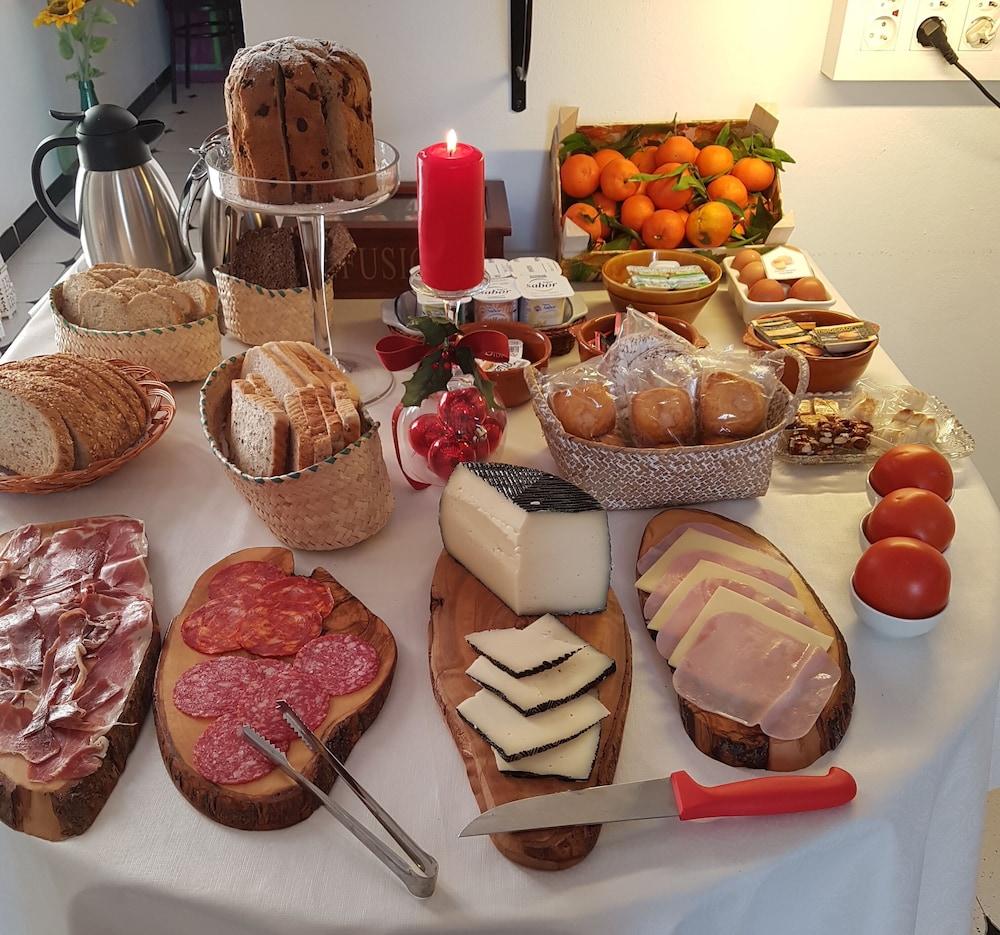 Hostal Ca'N Tiu الارو المظهر الخارجي الصورة