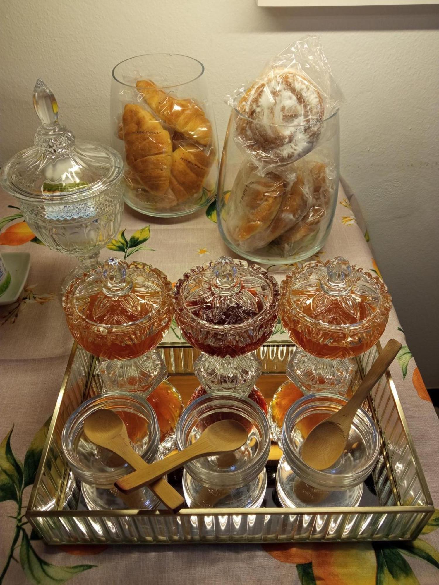 Hostal Ca'N Tiu الارو المظهر الخارجي الصورة