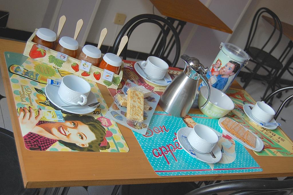 Hostal Ca'N Tiu الارو المظهر الخارجي الصورة