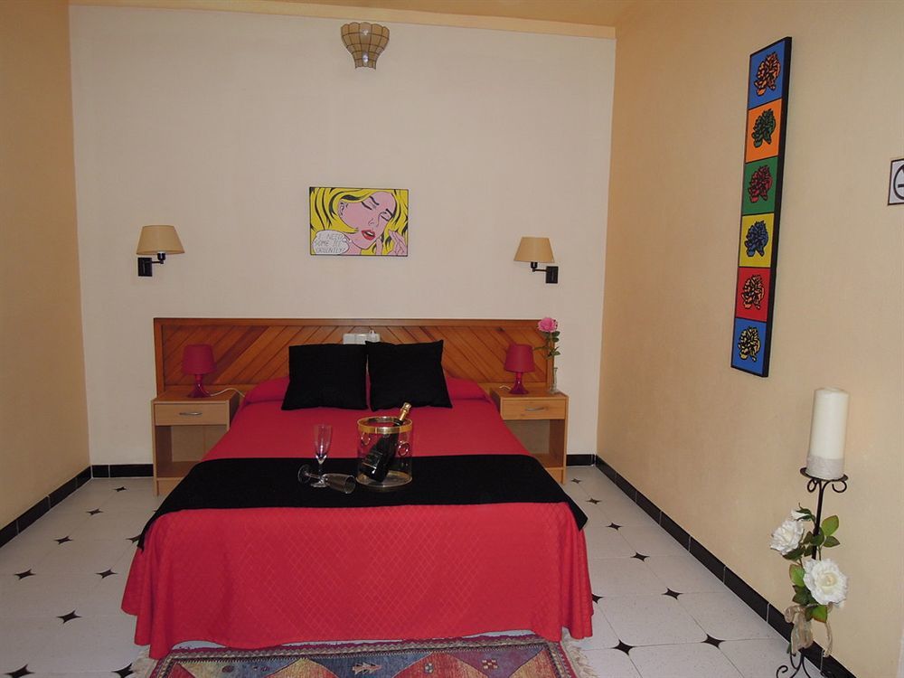 Hostal Ca'N Tiu الارو المظهر الخارجي الصورة