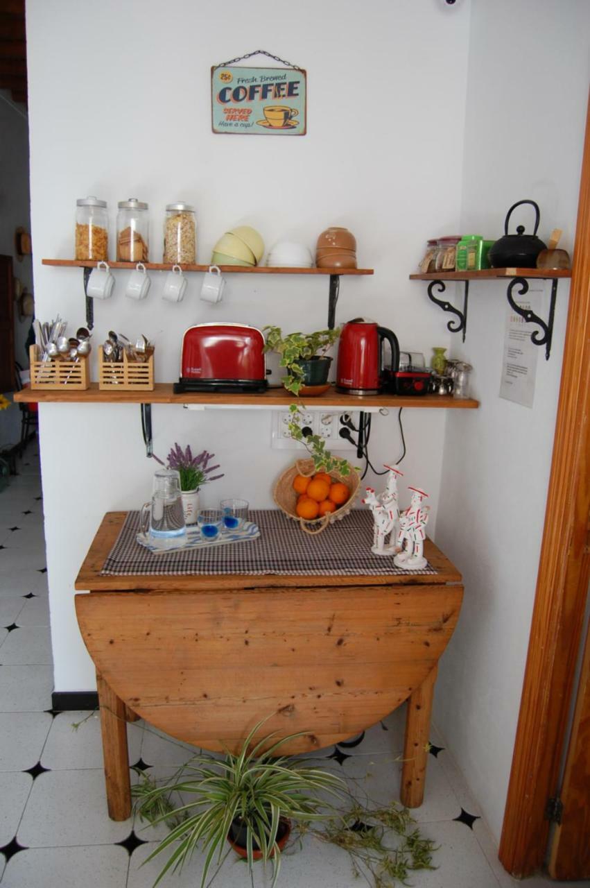 Hostal Ca'N Tiu الارو المظهر الخارجي الصورة